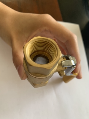 5&quot; hurtowy zink miedziana zawór kulkowy z żółtym plastikowym uchwytem